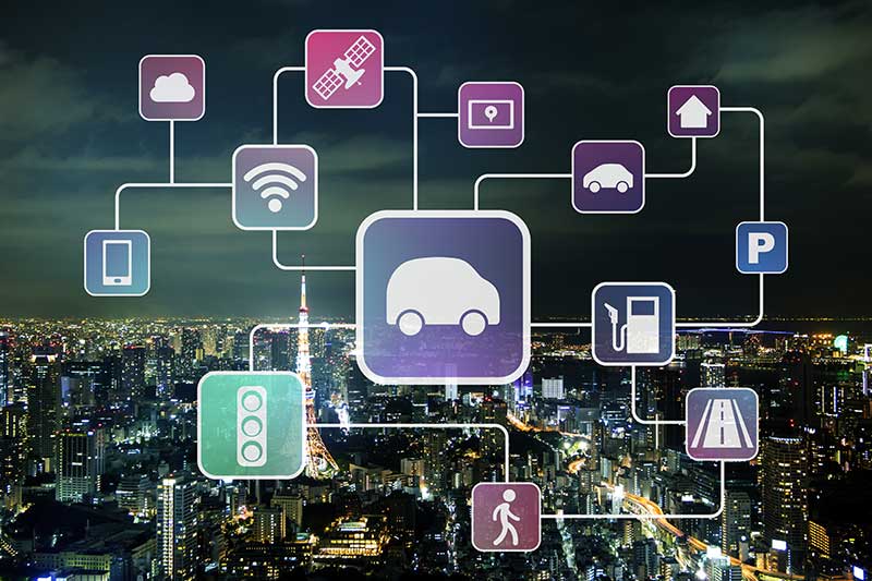 在城市智慧交通系统中，传感器承担了什么角色？