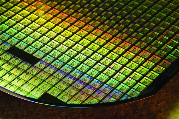 AMD强势反击！Intel第三季度营收183亿美元 净利同比下降29%